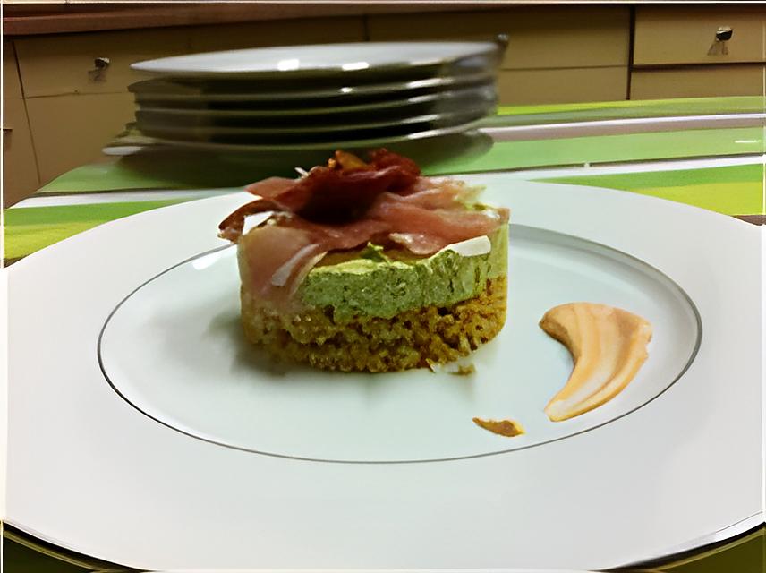 recette bavarois d avocat sur croustillant de tuc et jambon cru