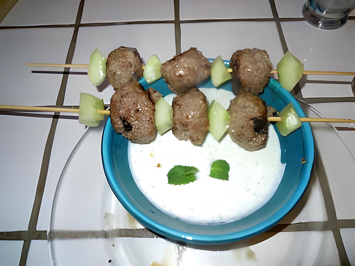 recette brochette de boulettes à la menthe et sa sauce ..........une tuerie