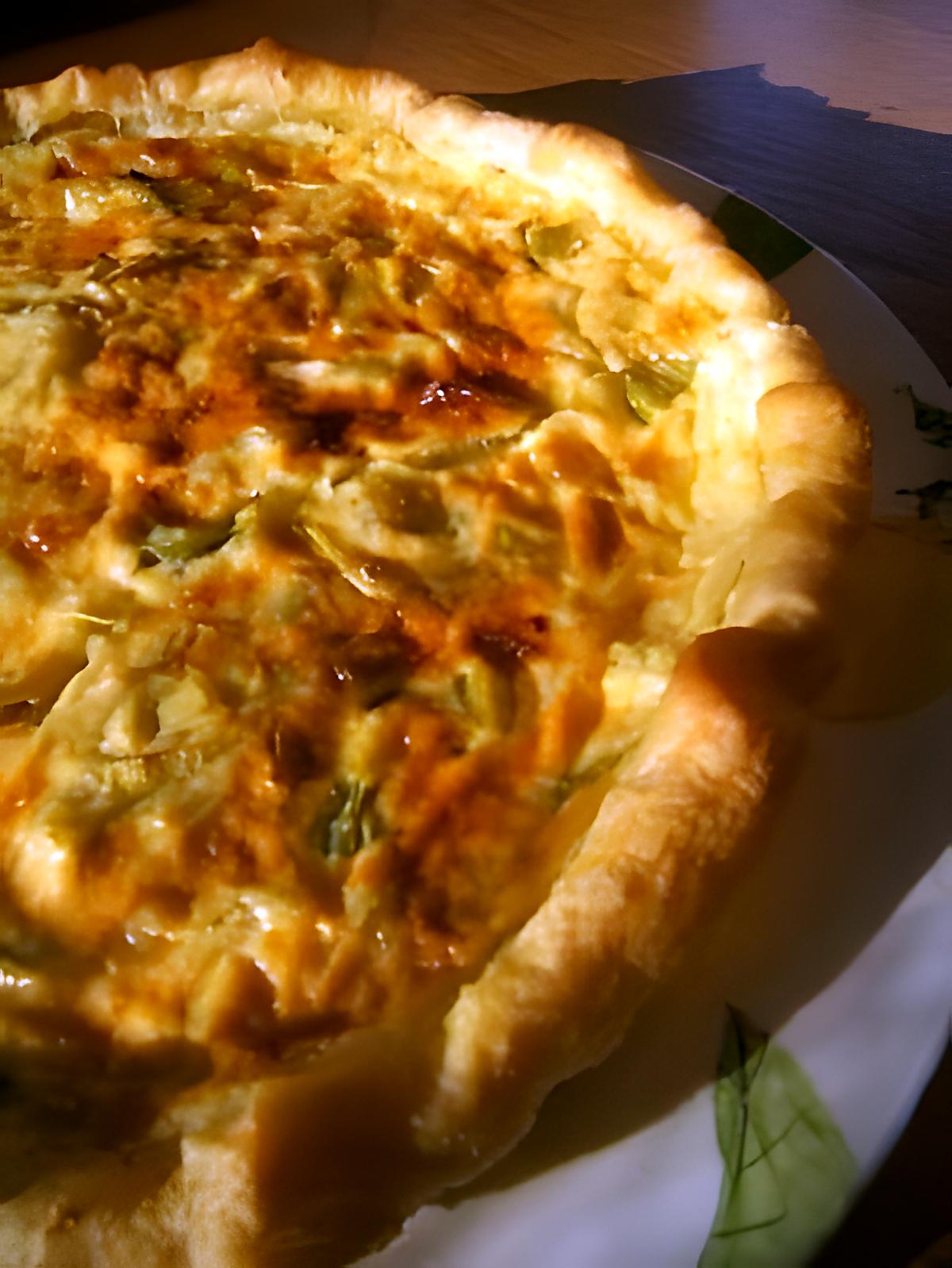 recette Tarte chaude à l'émincé de poireaux et Tonka