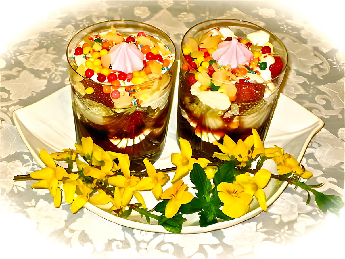 recette VERRINE FRAISES LITCHIS AU FROMAGE BLANC