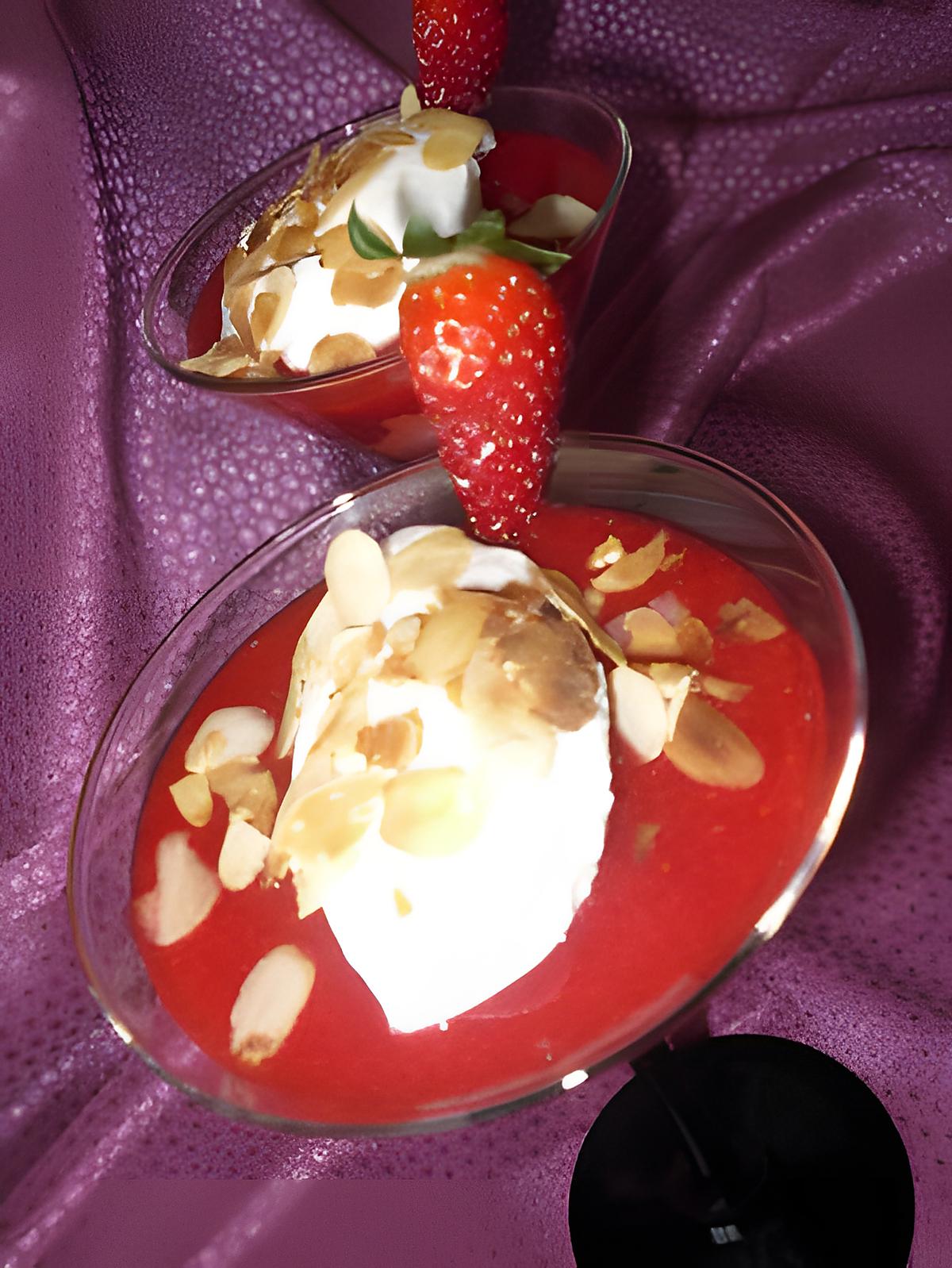 recette Soupe de fraises et nuage sucré