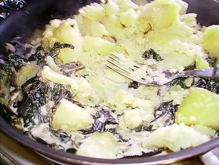 recette Pommes de terre farcies aux blettes