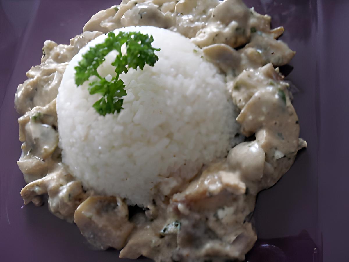 recette Emincé de poulet aux champignon et à la crème