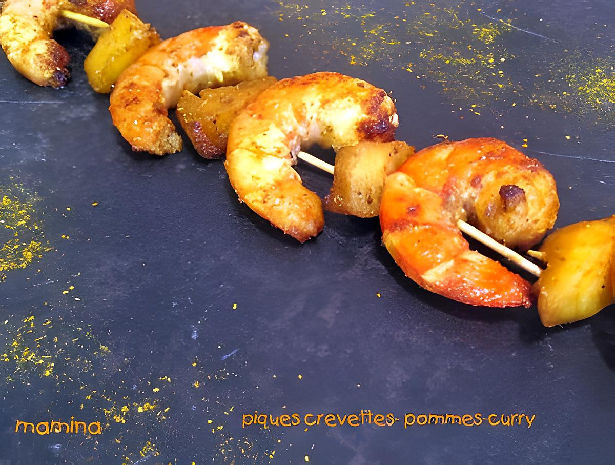 recette PIQUES AUX POMMES, CREVETTES ET CURRY