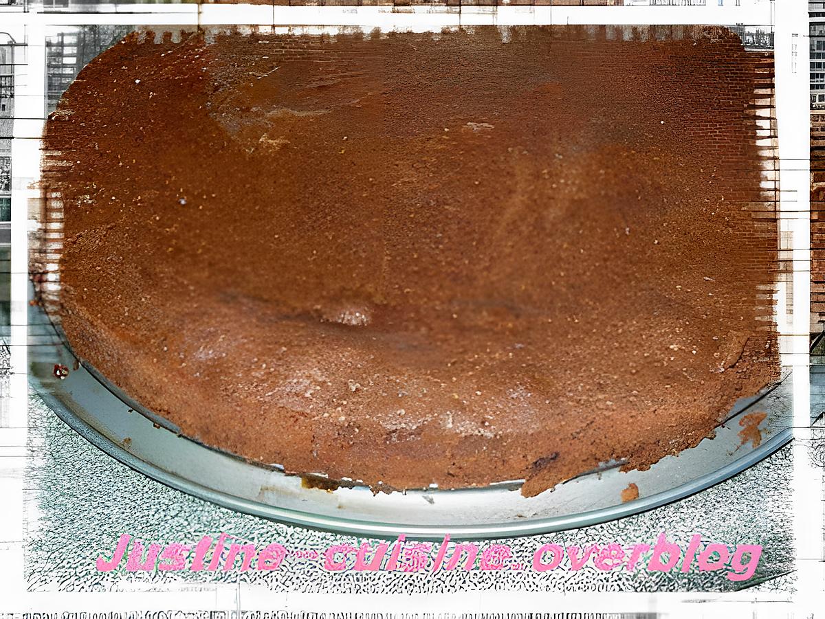 recette gâteau chocolat-caramel sur fond de cookies