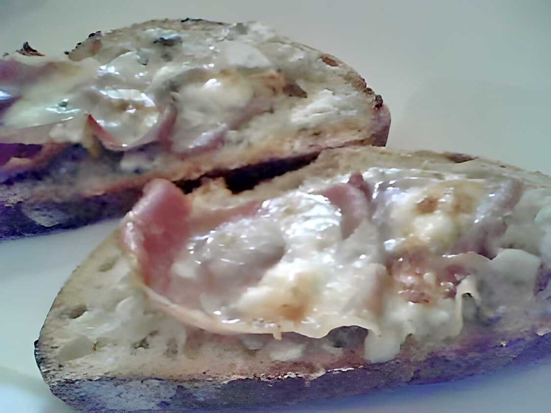 Recette de Bruschetta au jambon cru mascarpone et