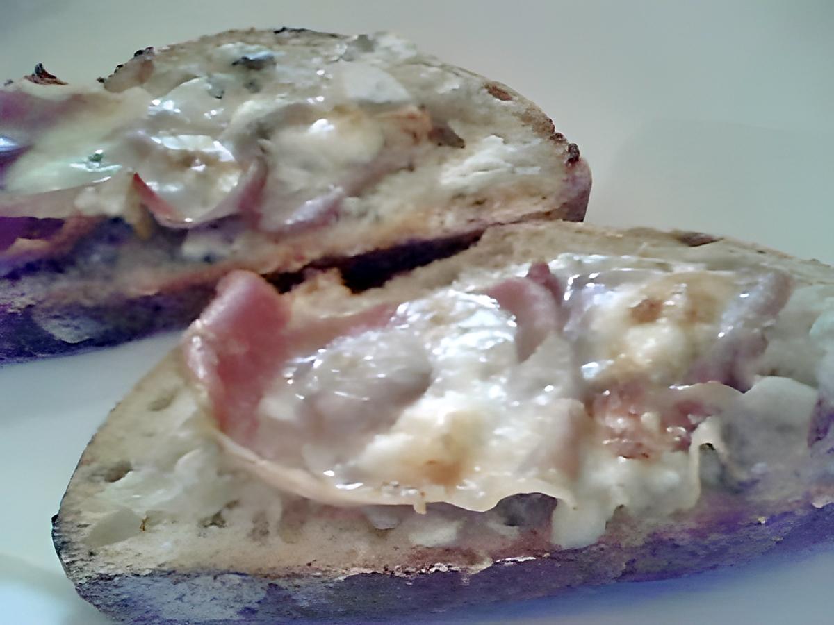 recette Bruschetta au jambon cru mascarpone et gorgonzola