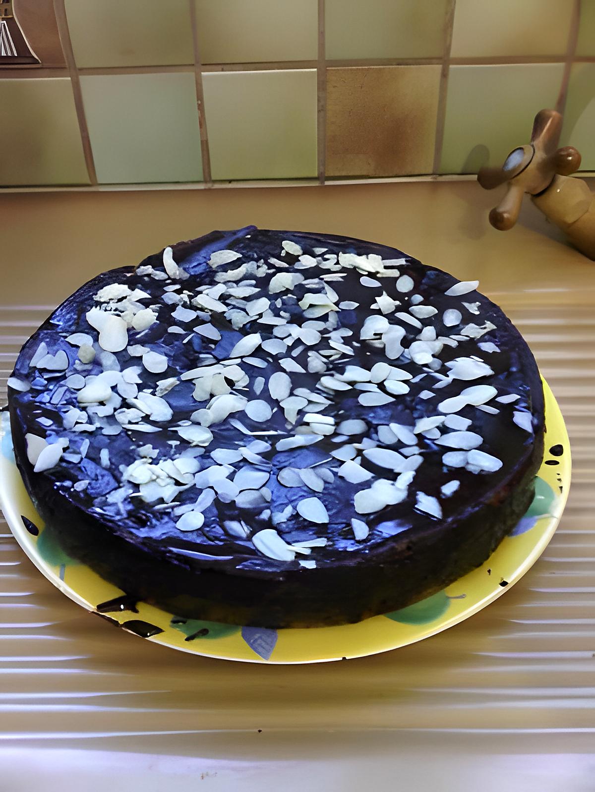 recette Gateau au yaourt et aux poires et son glaçage au chocolat