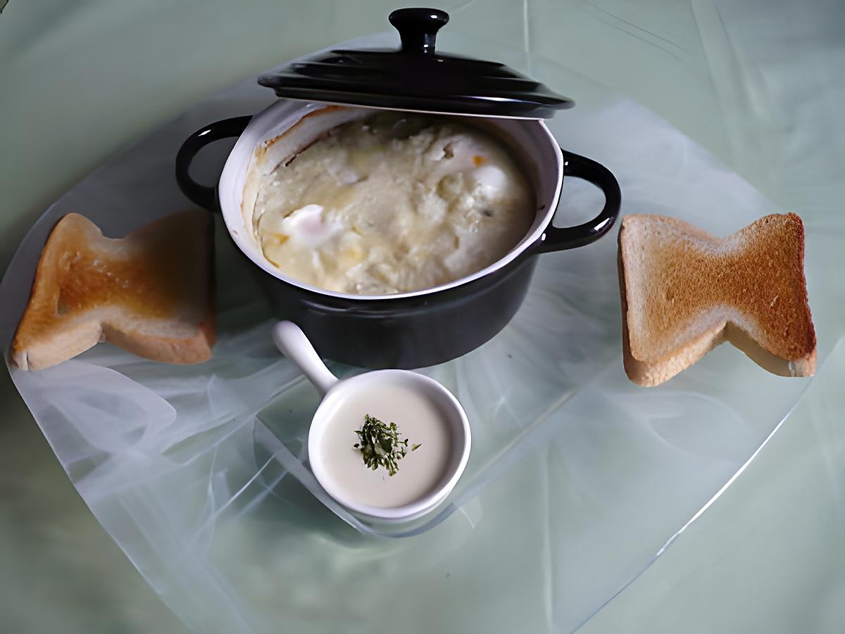 recette Oeufs cocotte cantal/gruyère