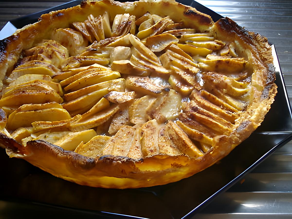 recette Tarte aux pommes , pate feuillettée