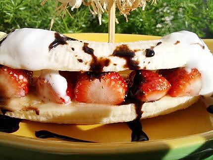 recette Hot dog de banane fourré aux fraises