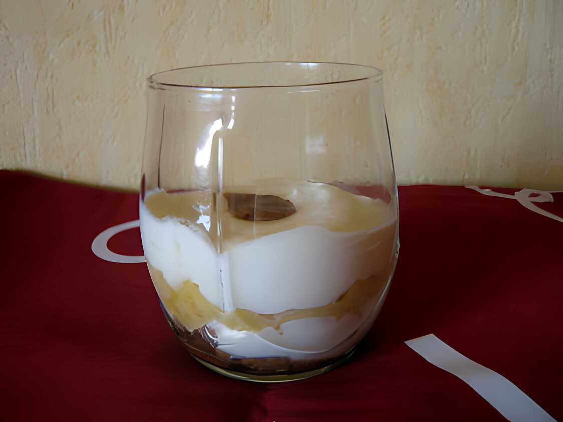 Tiramisu aux pommes et caramel au beurre salé