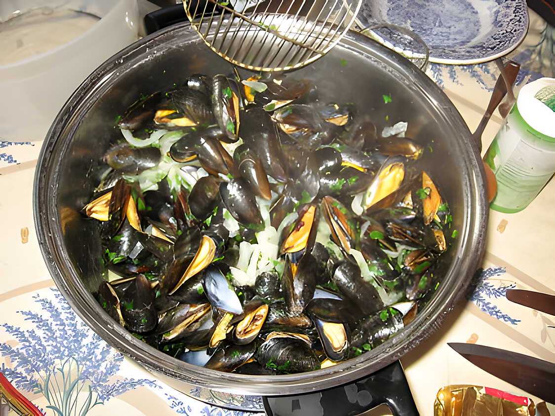 Recette de Moules au vin blanc