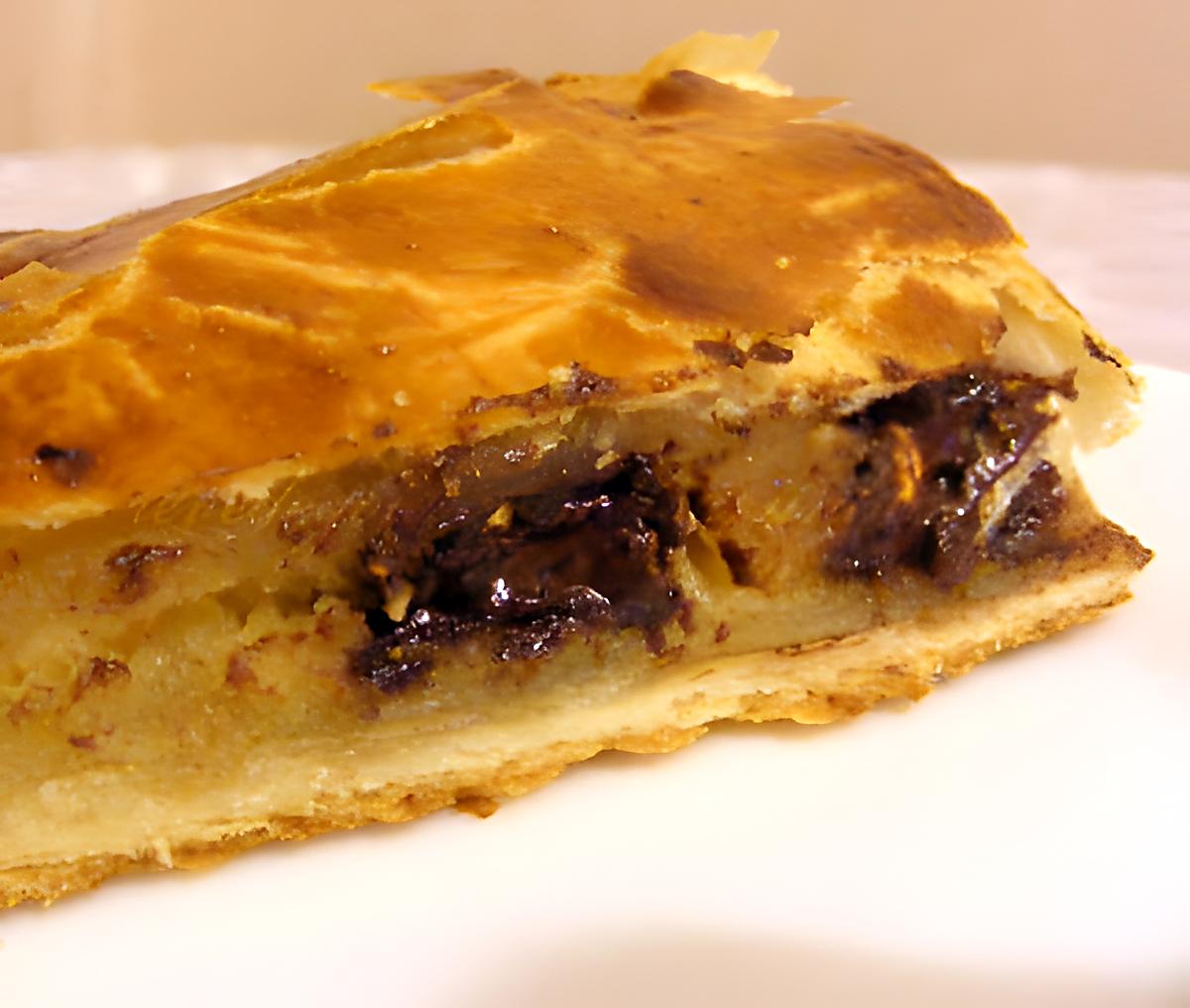 recette Galette des rois à la noisette , aux poires, pépites de chocolat et caramel