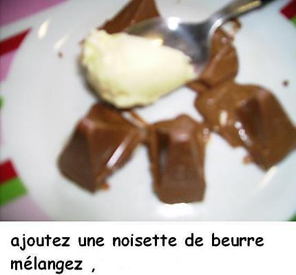 recette Biscuits cuillers garnies aux cerises, toblerone , chantilly sur lit de crème anglaise