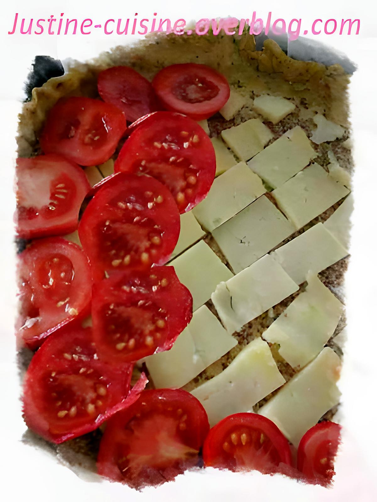 recette tarte au Cantal et tomates