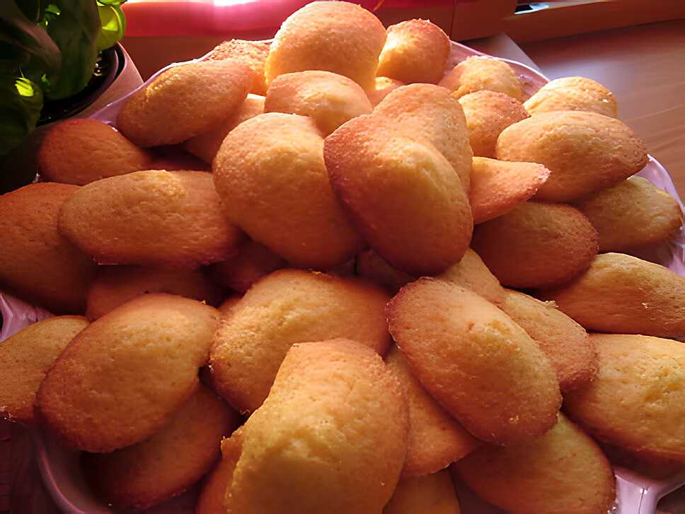 recette MADELEINES AUX ZESTES D'AGRUMES