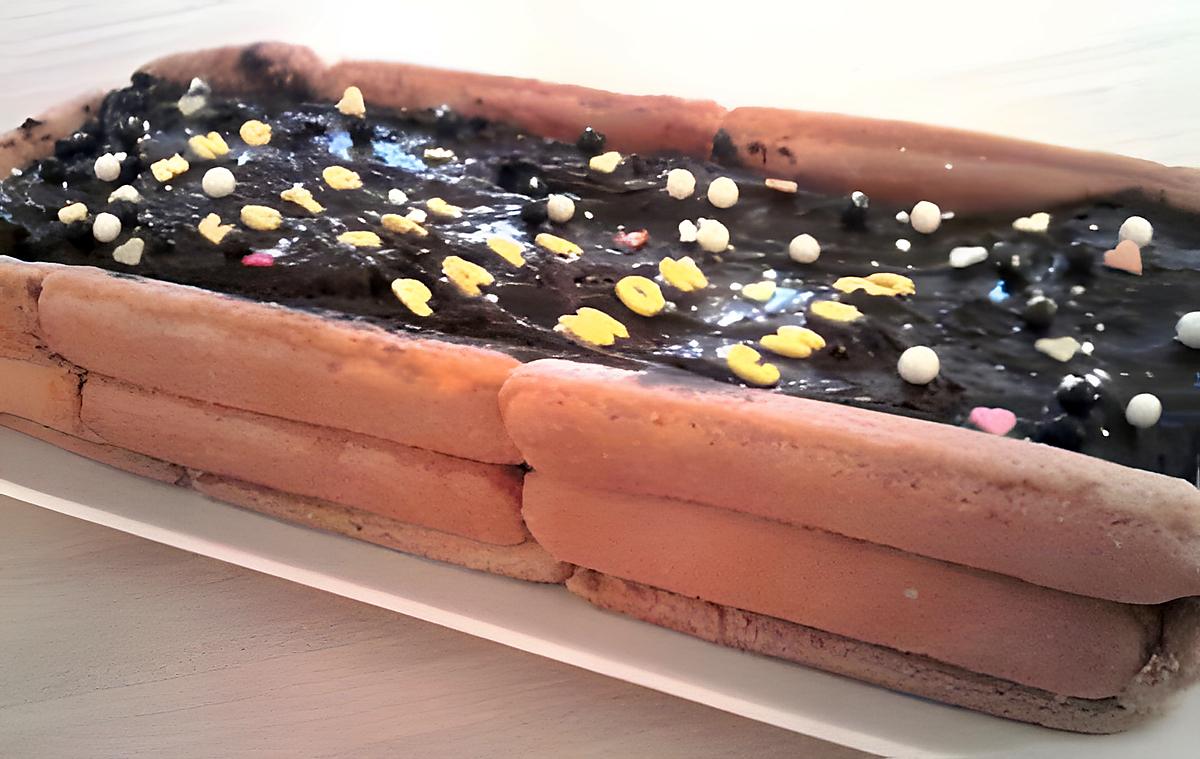 recette Mon gateau de fetes des papounet "Charlotte au chocolat et bananes à ma façon "