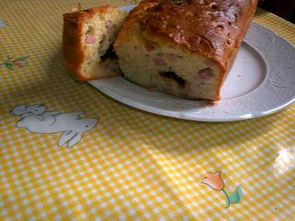 recette cake aux pruneaux et jambon