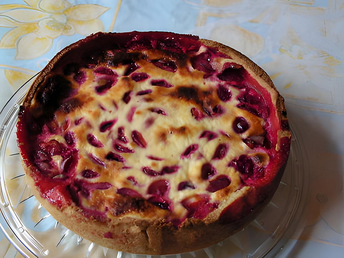 recette Gâteau aux prunes nappé de fromage blanc