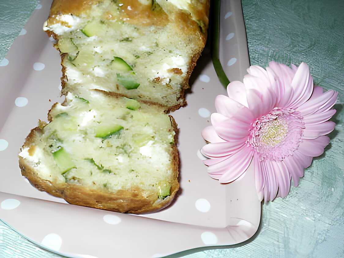 Cake salé courgette feta et menthe