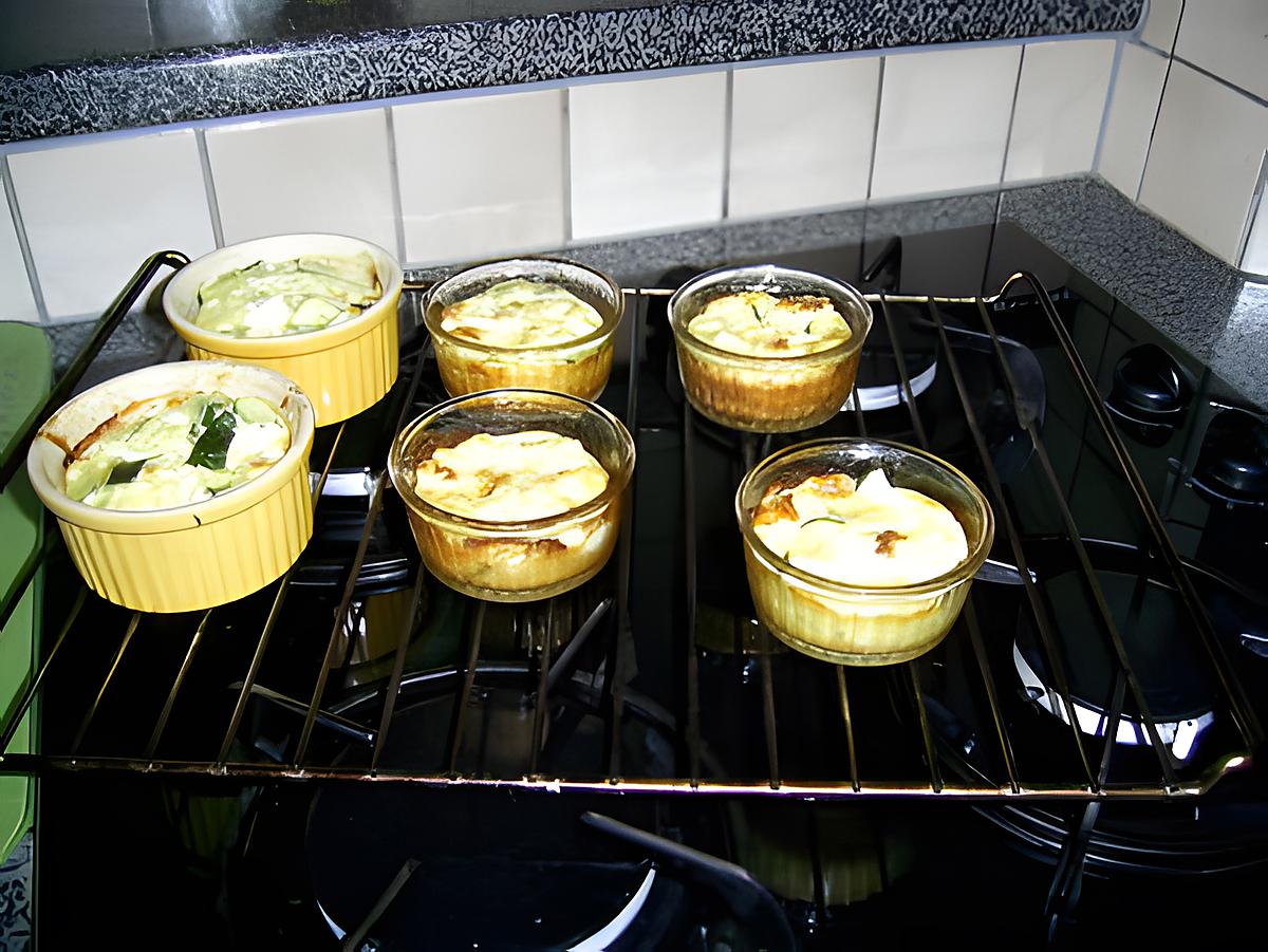 recette Flan de courgette au son d'avoine et à la feta. " version minceur possible "