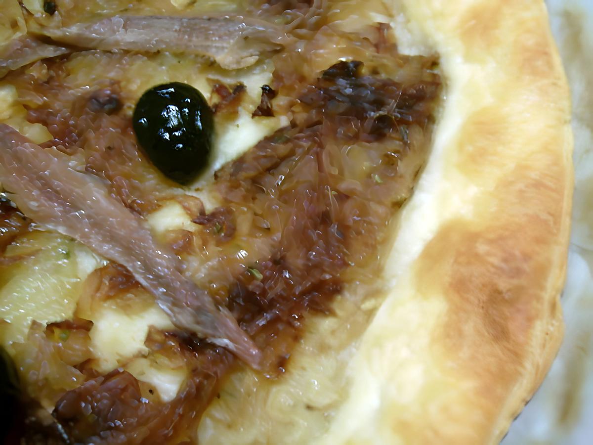 recette tarte aux oignons et aux anchois