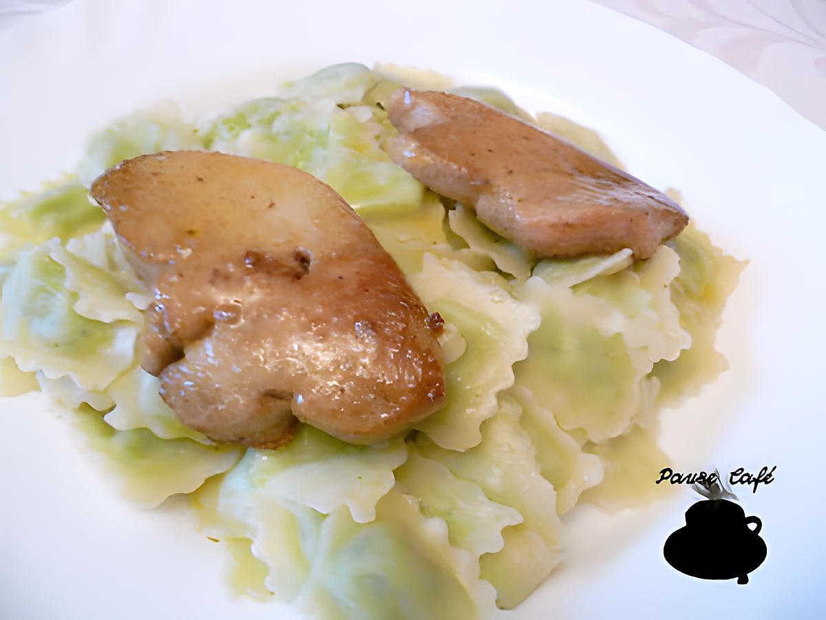 recette Foie gras poêlé et lit de ravioles