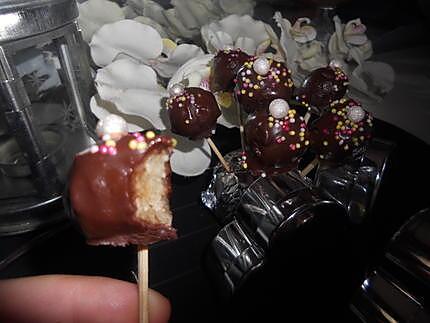 recette Cake pops pate d'amande au chocolat