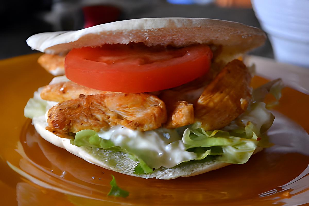 recette Pitta au poulet et au tzatziki