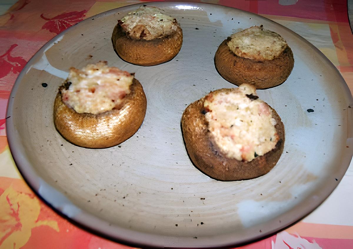 recette champignons farcis, jambon, bacon, fromage