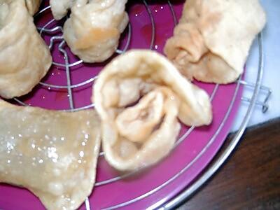 recette Oreilles de cadhi (oreilles de juge) : merveilleuse pâtisserie tunisienne