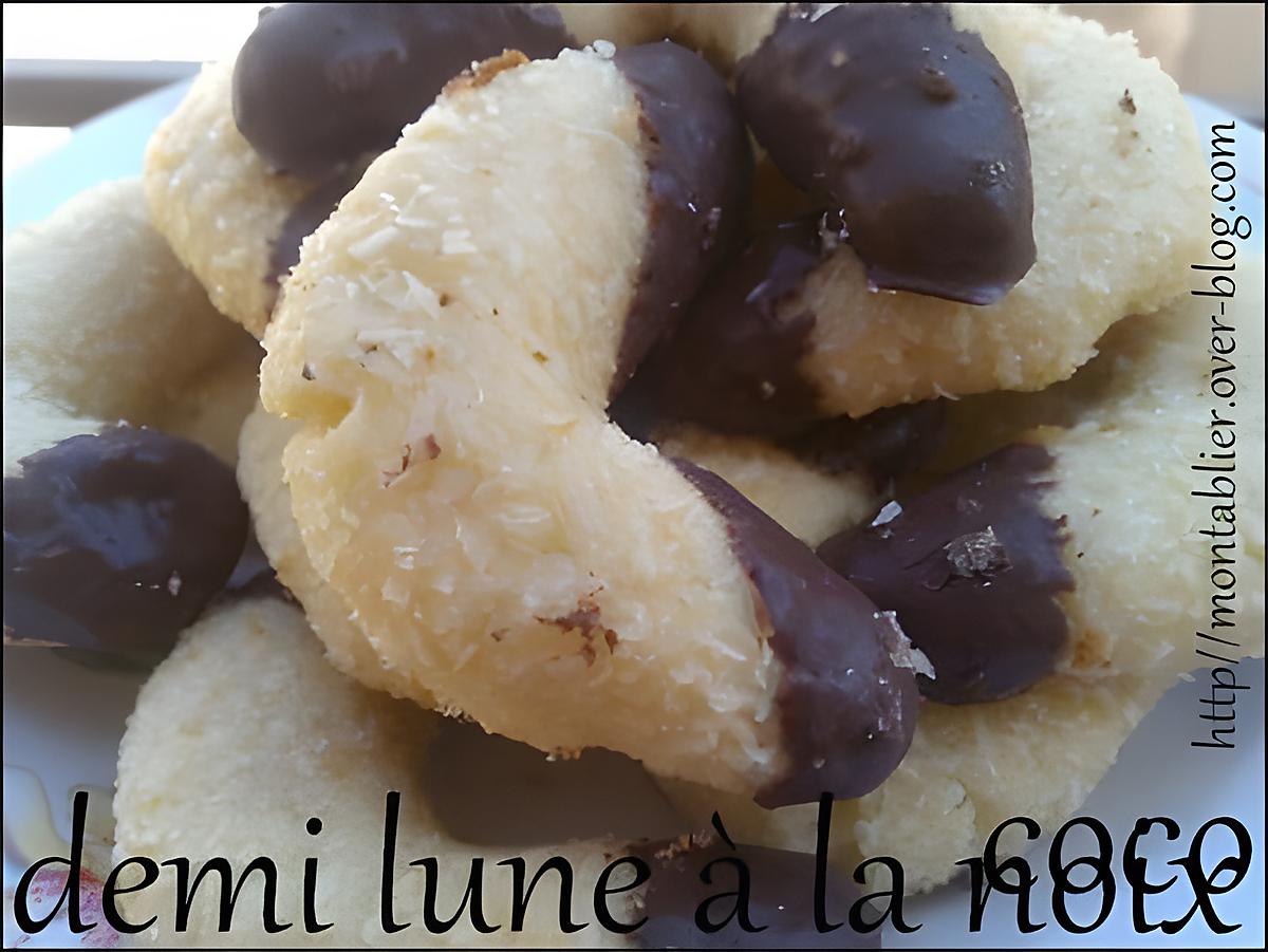 recette biscuits demis lunes à la noix de coco: