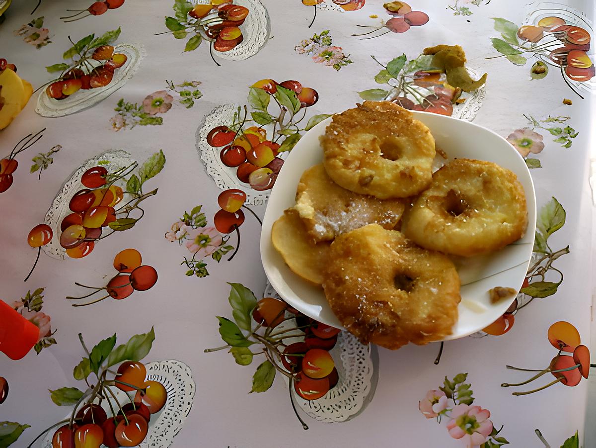 recette BEIGNETS AUX POMMES