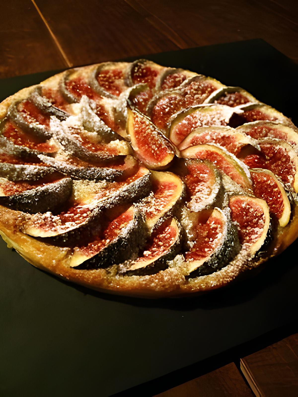 recette Tarte fine aux figues et crème d'amandes...