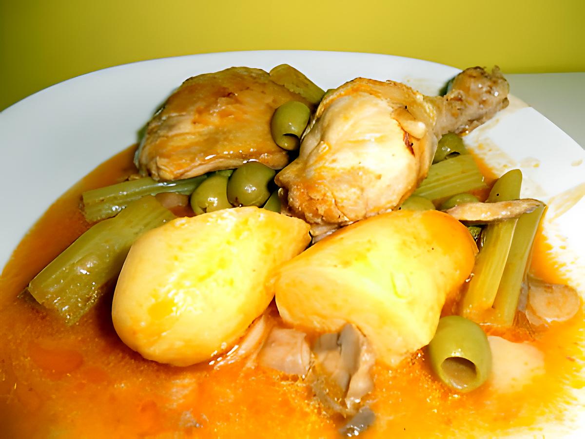 recette ragoût de poulet aux olives , pommes de terre et céleri-branche