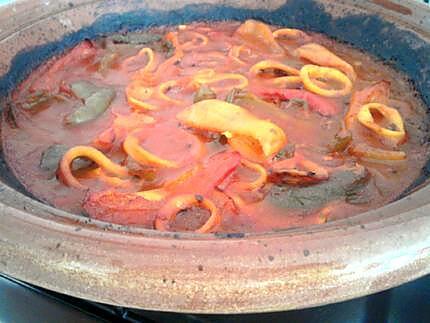 recette Tajine de calamars aux trois poivrons façon sétoise