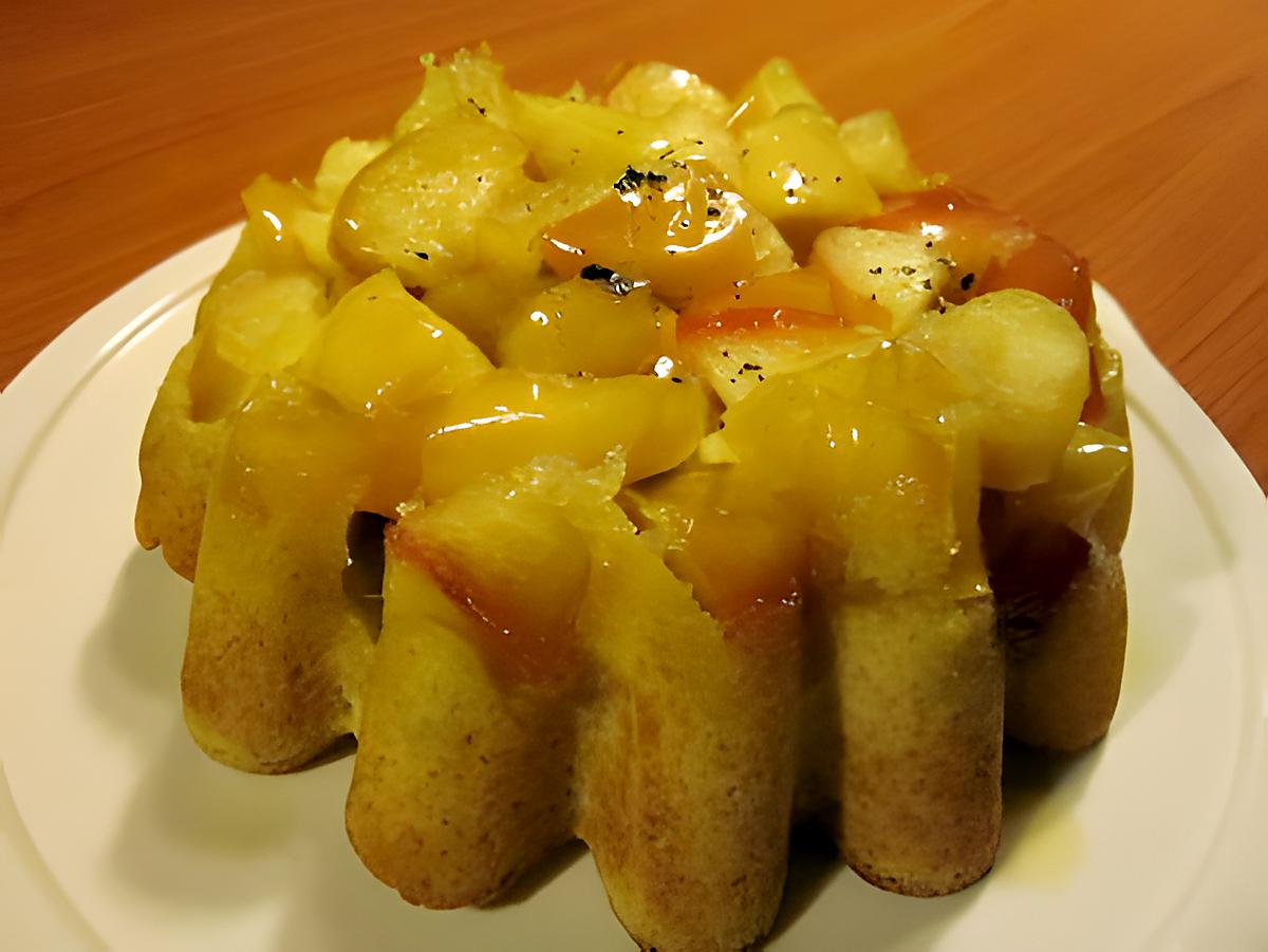 recette GATEAU AU POMMES CARAMELISEES