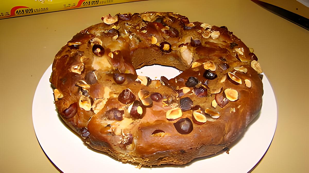 recette Couronne aux poires et aux noisettes