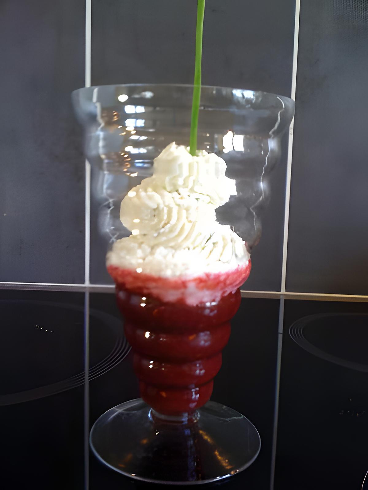 recette VERRINE BETTERAVE-FRAMBOISE AVEC SON NUAGE