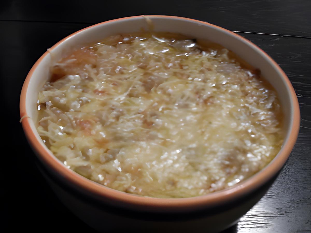 recette SOUPE A L'OIGNON GRATINEE