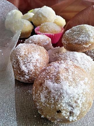 recette Assortiments de mini beignets au sucre au citron et au nutella