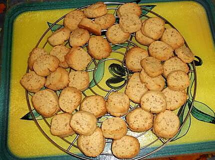 recette Petits biscuits aux graines de sésame et farine d'épeautre