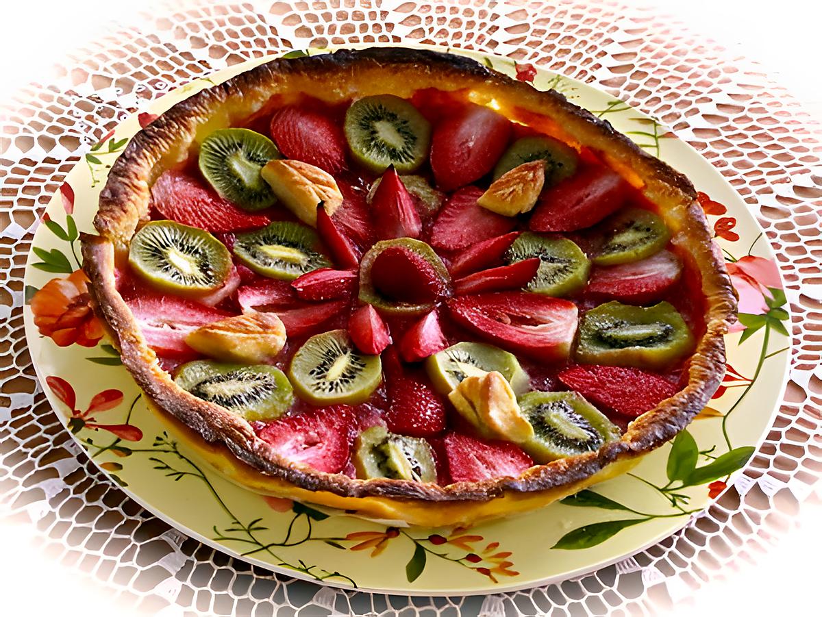 recette TARTE AUX FRAISES ET KIWIS .