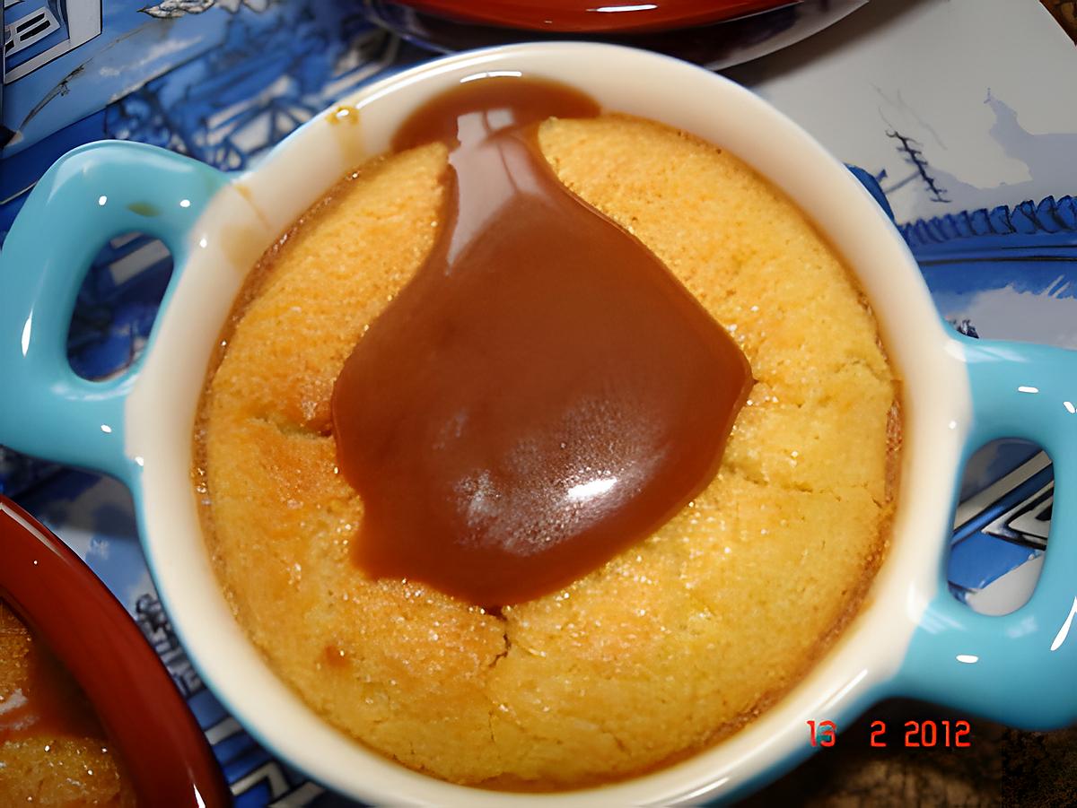 recette Mousseux à la noix de coco et sa sauce au caramel