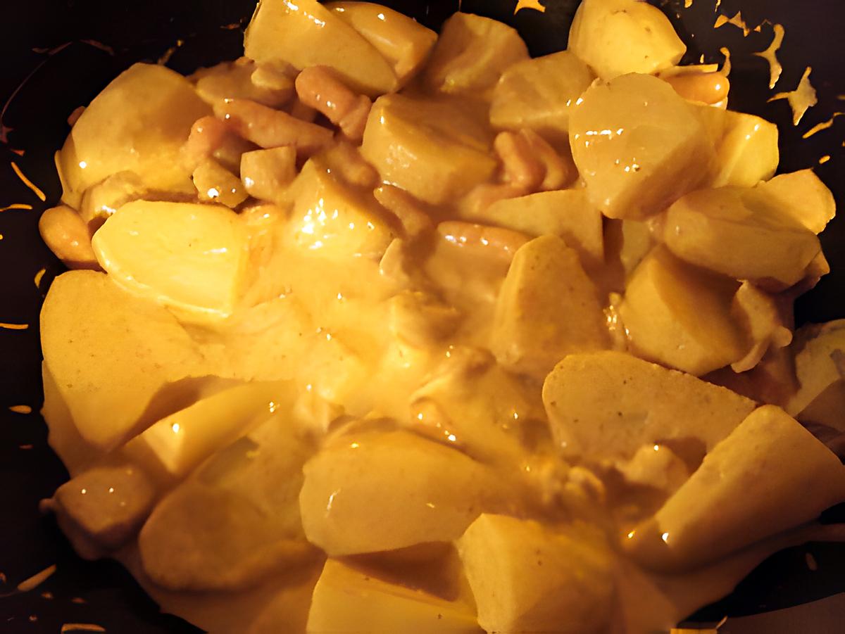 recette POULET POMME DE TERRE CURRY COCO