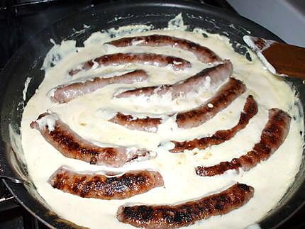 recette Chipolatas ... sauce à la moutarde....( Saucisses. fraîches .. de Porc....)...ou autre....