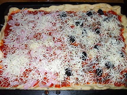 recette Pizza  mixte de la " Nona"....