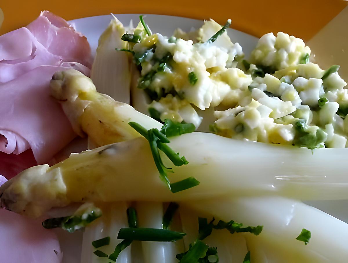 recette Asperges à la Bolzanina