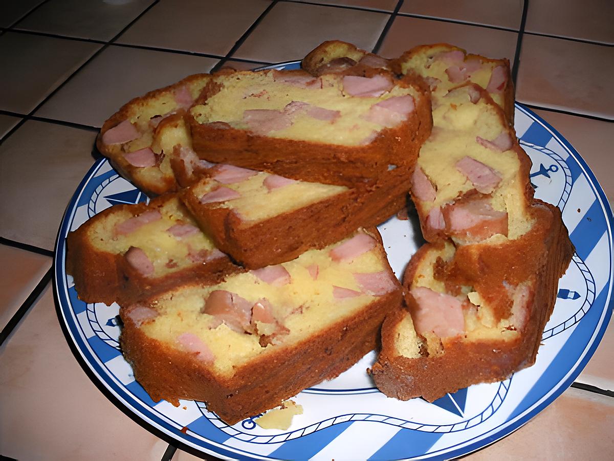 recette Cake au saucisses francfort